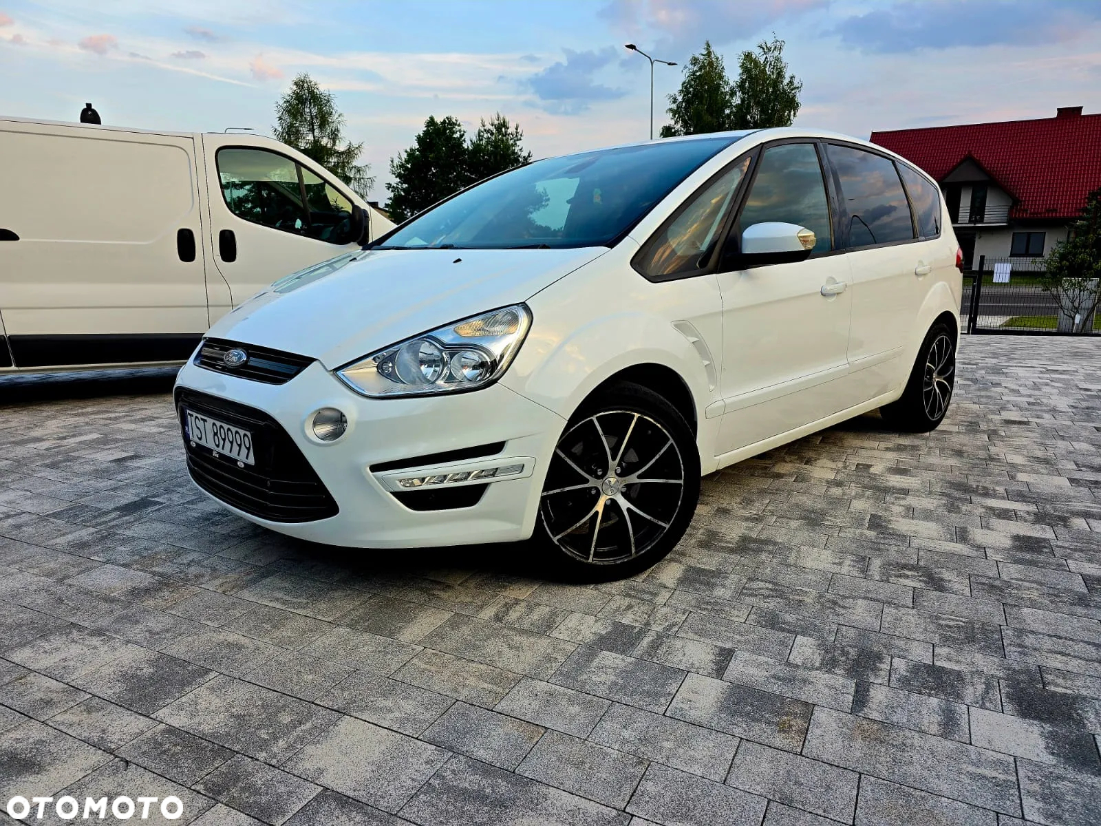 Ford S-Max 2.0 TDCi Ambiente - 4