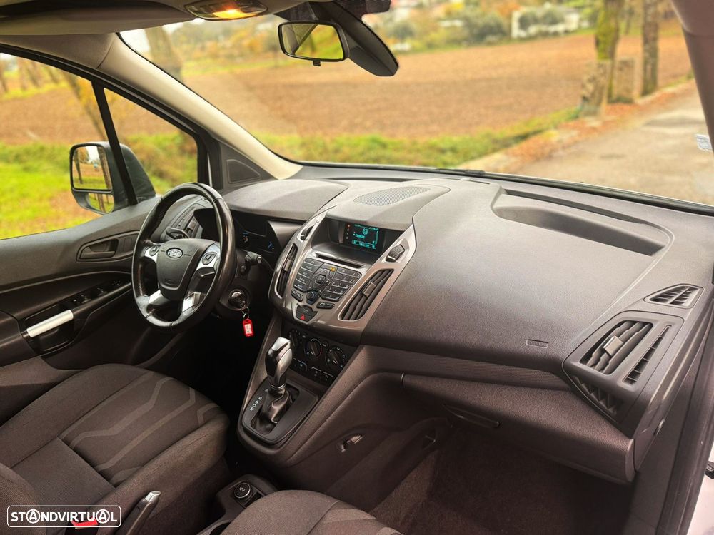 Ford Tourneo Connect - 11