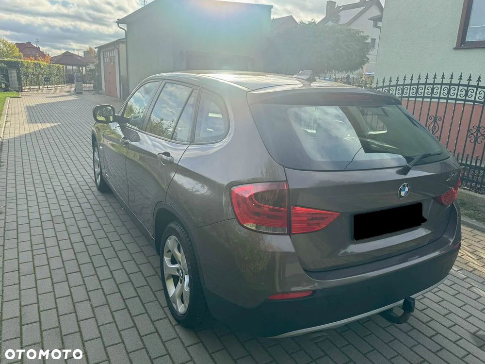 BMW X1 sDrive18d - 8