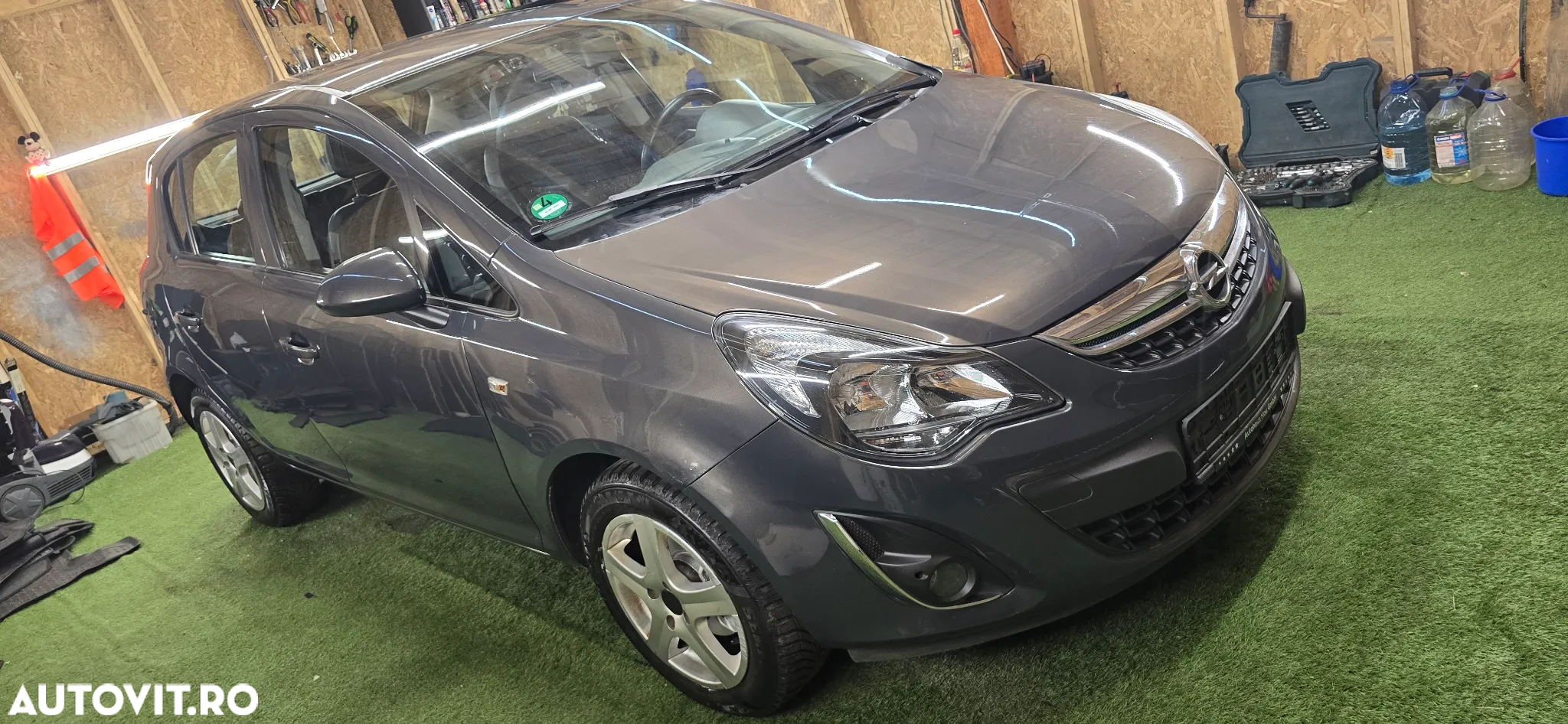 Opel Corsa 1.2 Essentia - 11