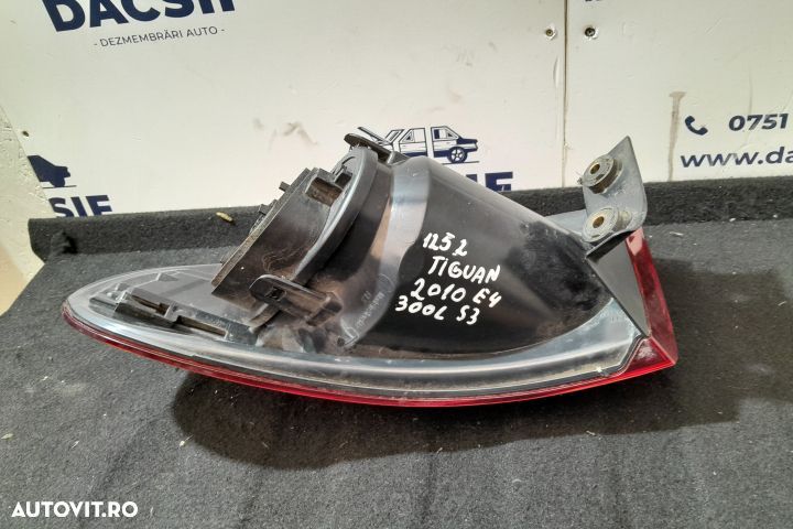 Lampa / Tripla stop stanga pe aripa 5N0945095H 5N0945095H Volkswagen - 2