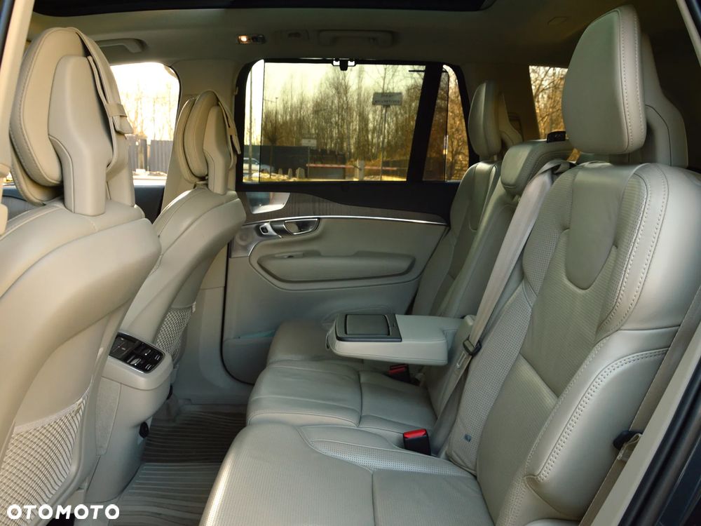 Volvo XC 90 B5 D AWD Inscription 7os - 18