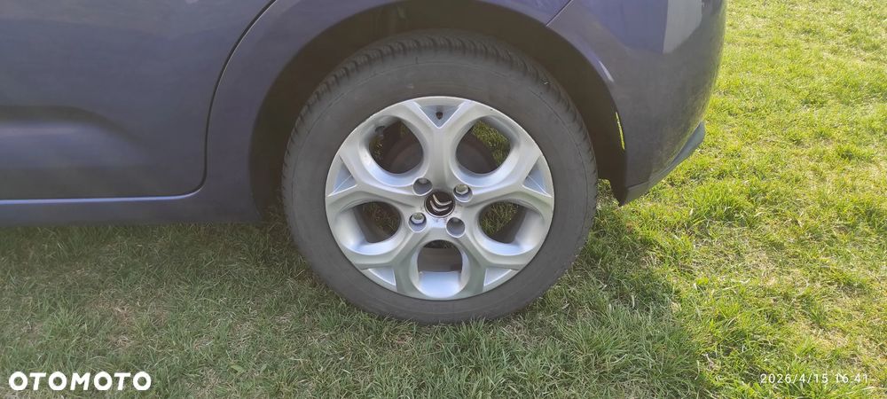 Citroën C3 Pure Tech (VTi) 82 Exclusive - 17