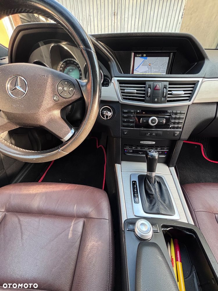 Mercedes-Benz Klasa E 220 CDI DPF BlueEFFICIENCY Automatik - 15