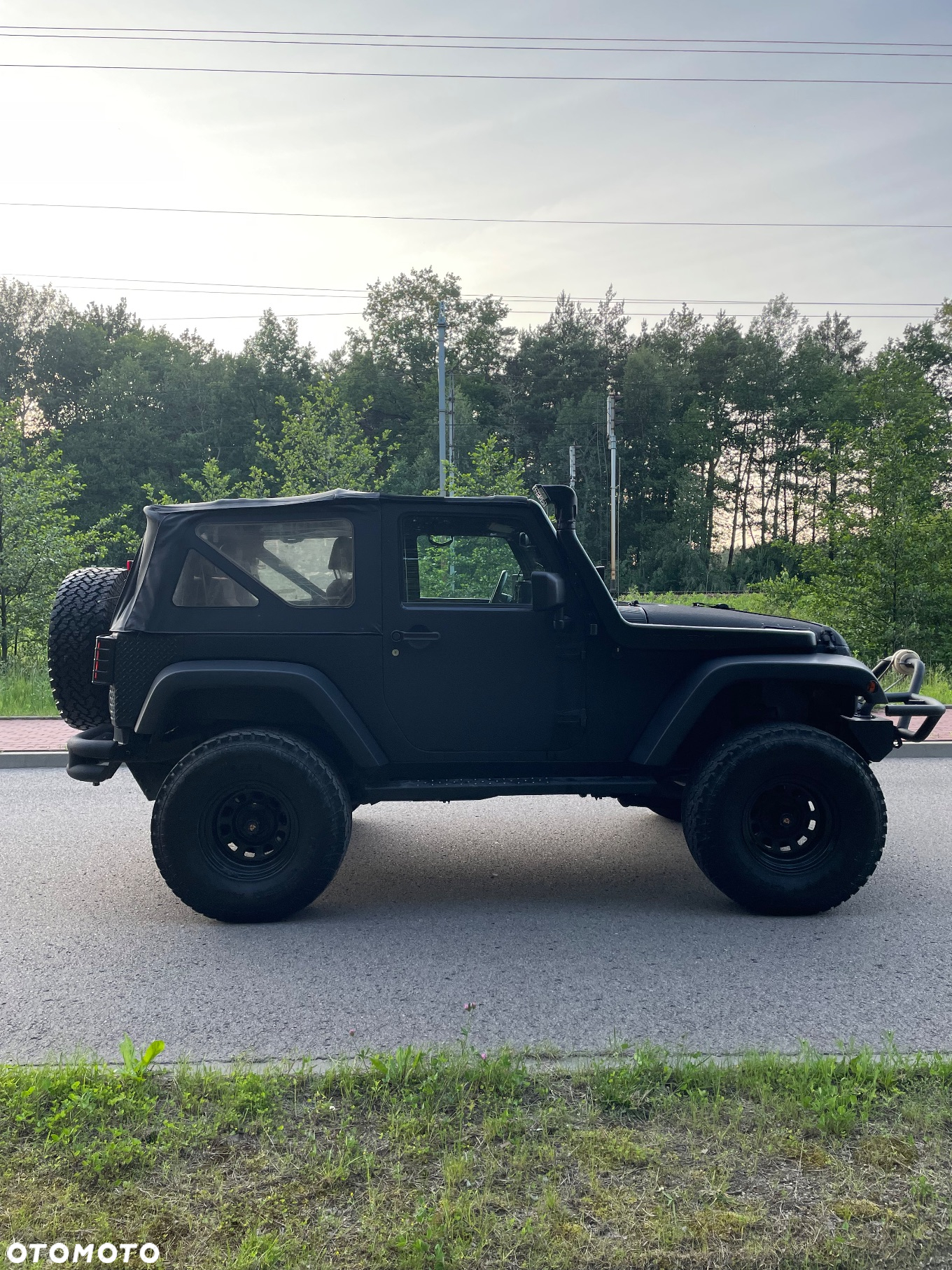 Jeep Wrangler - 8