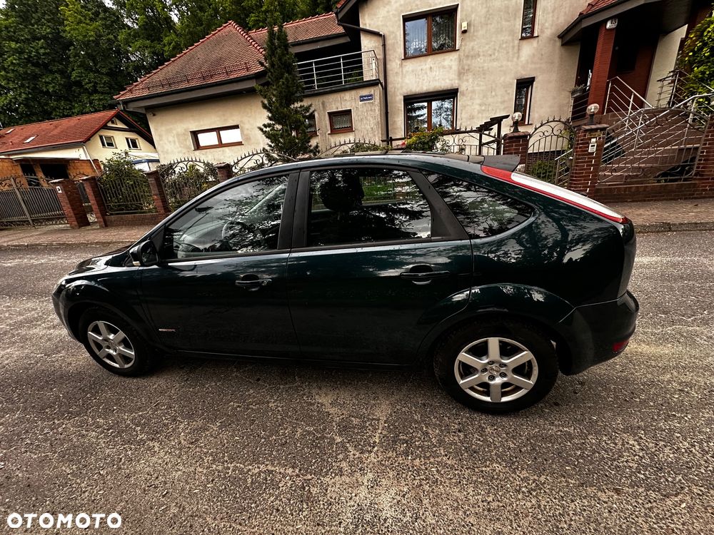 Ford Focus 1.4 16V Fun - 12