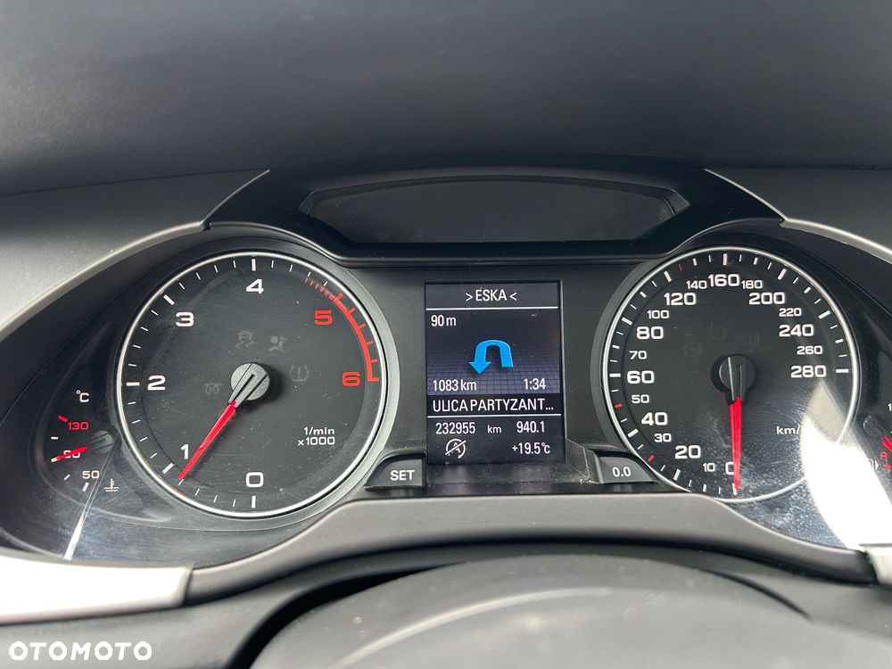 Audi A4 Avant 2.0 TDI DPF Ambition - 34