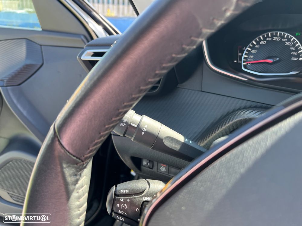 Peugeot 2008 1.5 BlueHDi Active Pack - 26