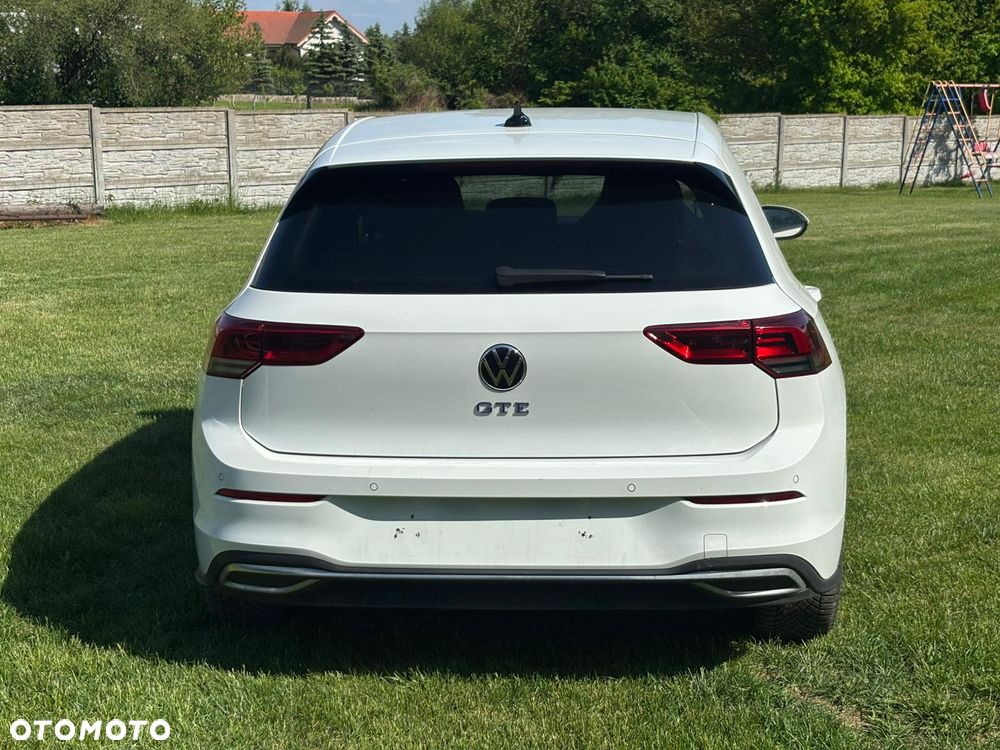 Volkswagen Golf - 4