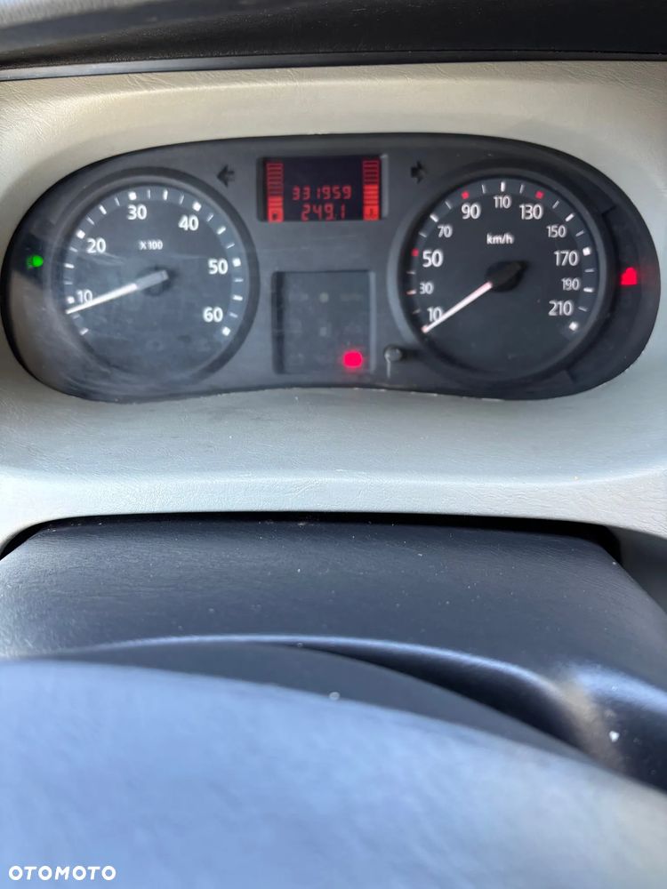 Renault Trafic - 7