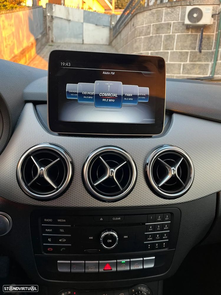Mercedes-Benz B 200 d Urban - 8