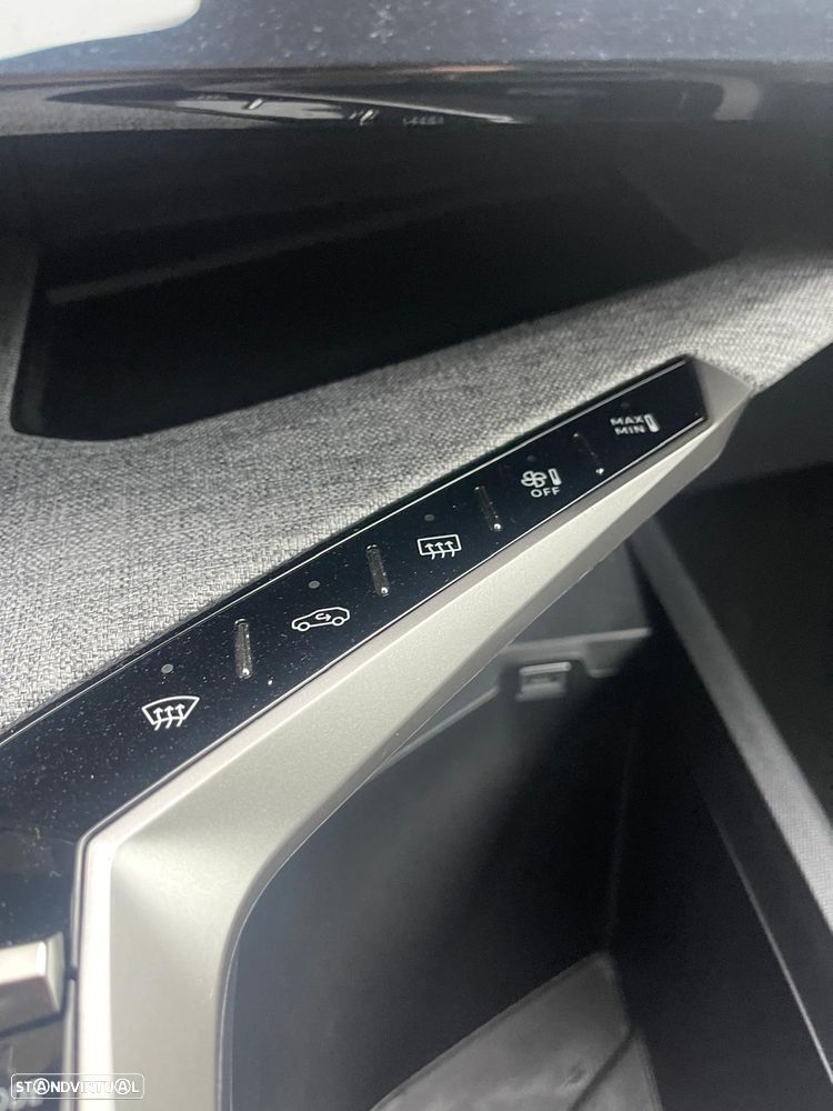 Peugeot 5008 Hybrid 145 e-DSC6 Allure - 45