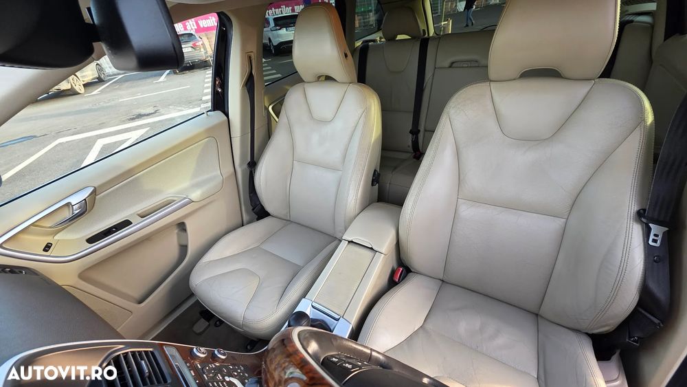 Volvo XC 60 D5 AWD - 16