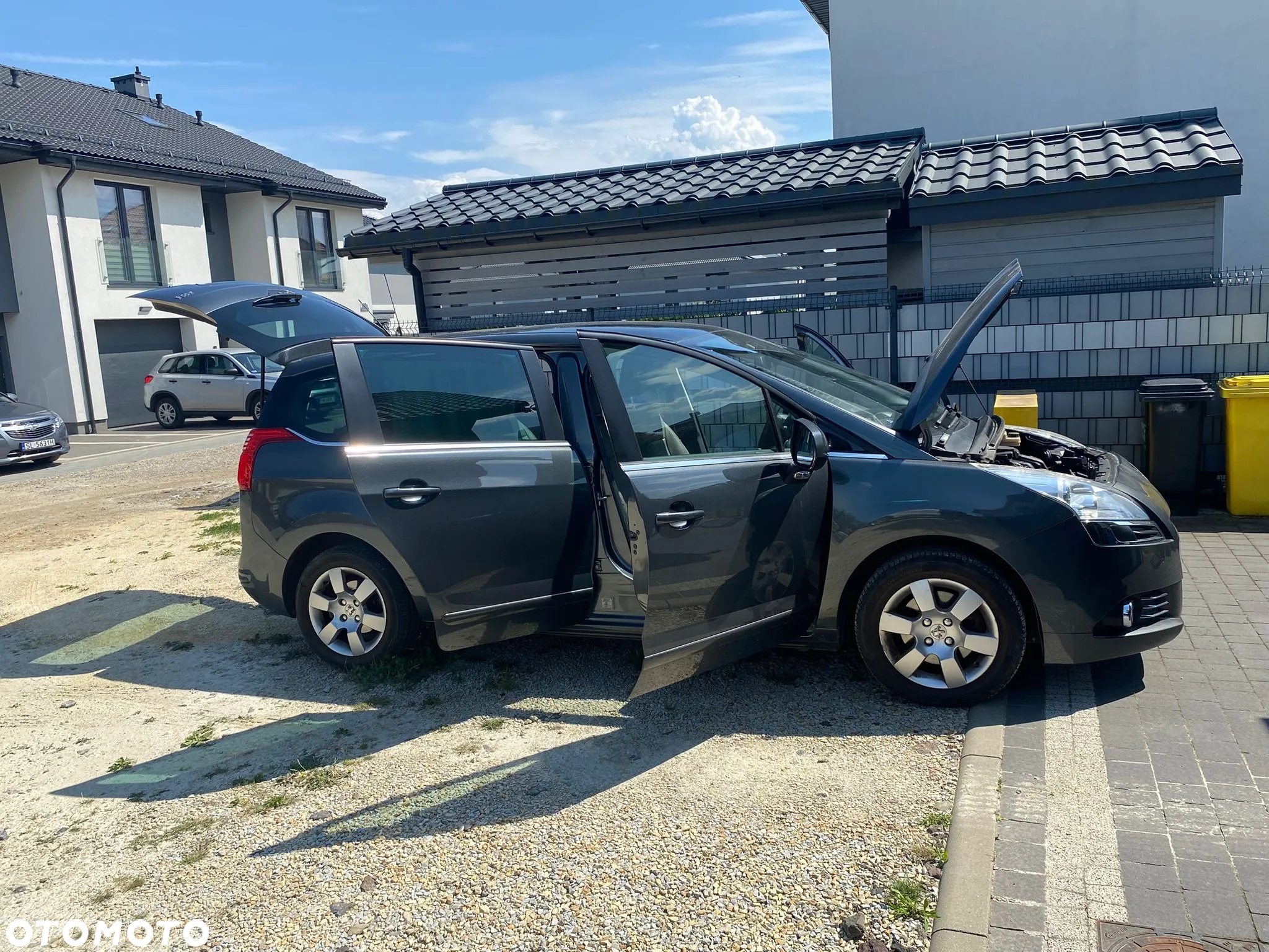 Peugeot 5008 1.6 THP Family 7os - 4