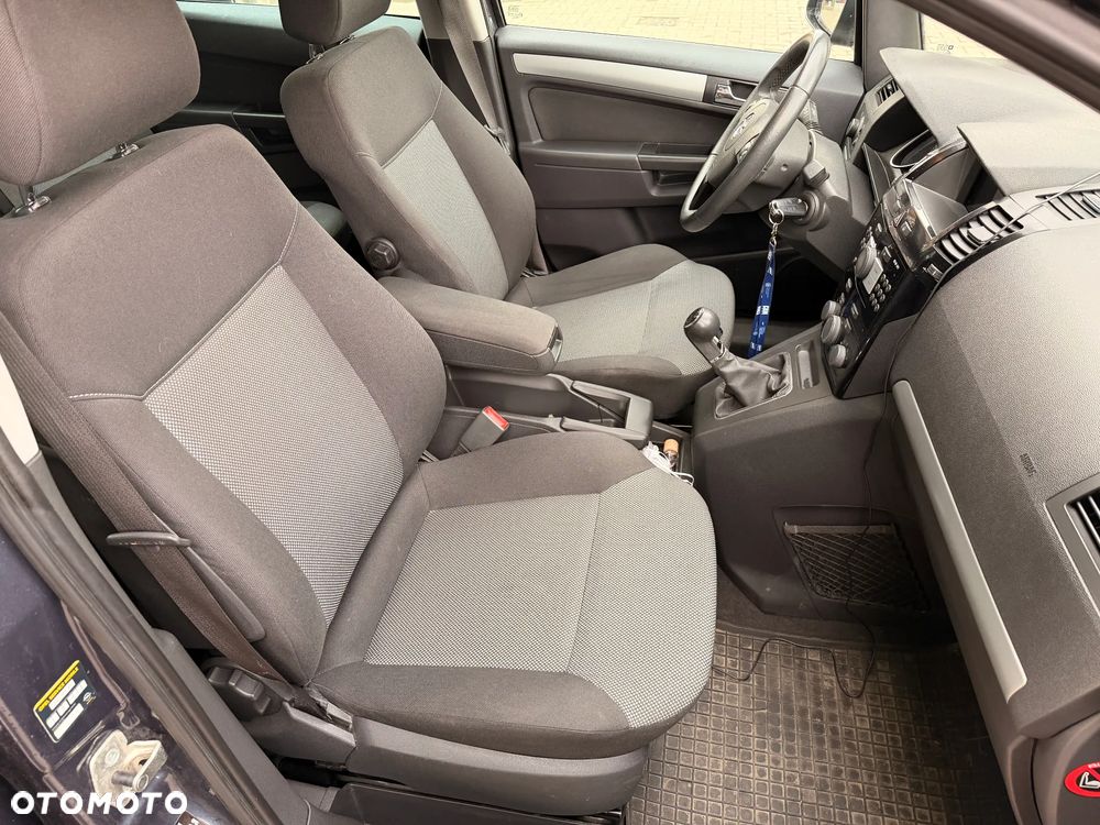 Opel Zafira 1.8 Family - 19