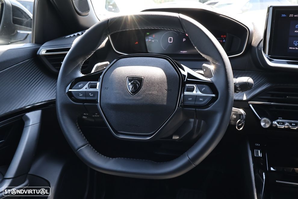 Peugeot 2008 1.2 Hybrid Allure e-DCS6 - 9