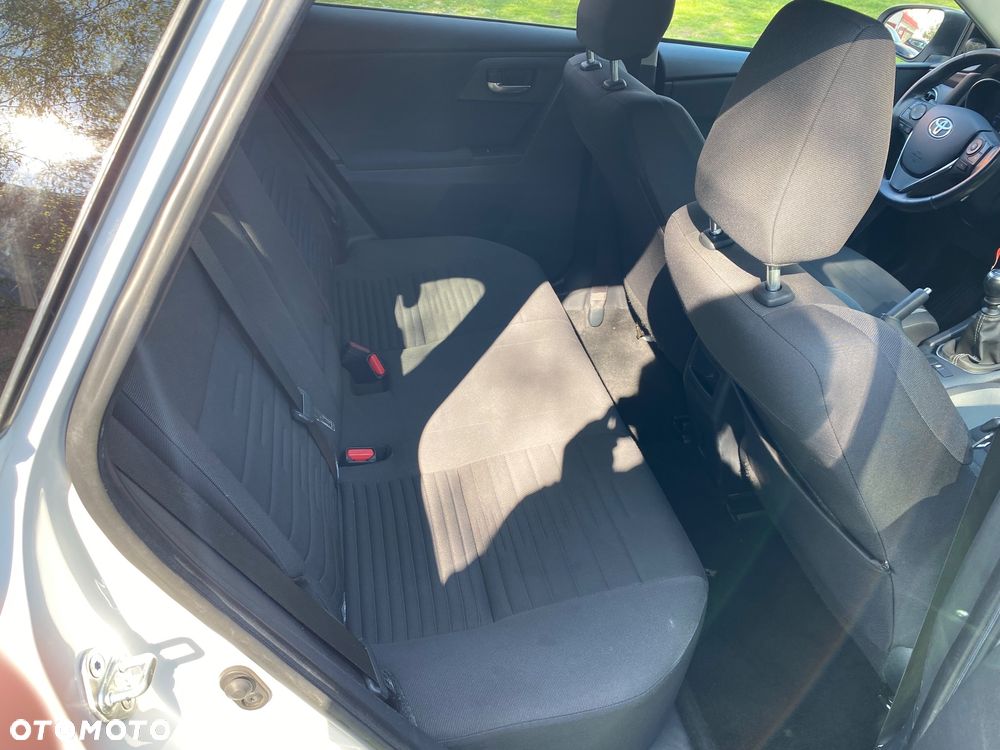 Toyota Auris 1.6 Valvematic Executive - 26