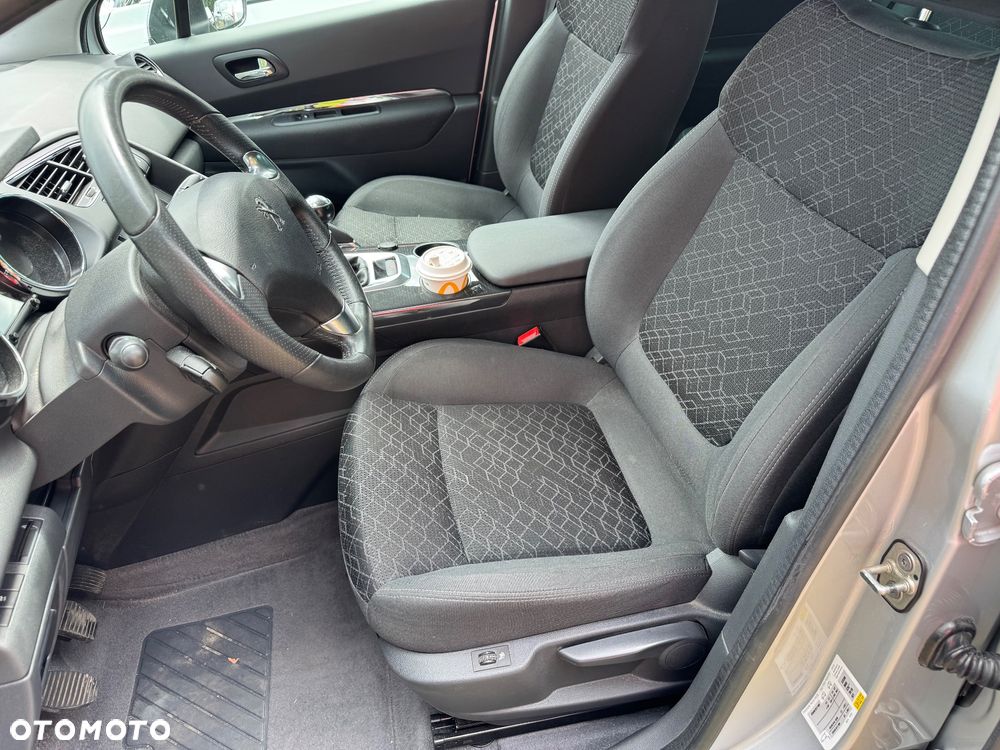 Peugeot 3008 1.6 HDi Active - 27