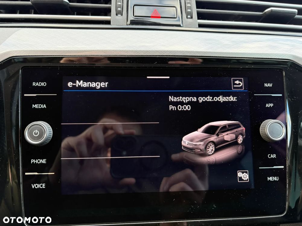 Volkswagen Passat - 20