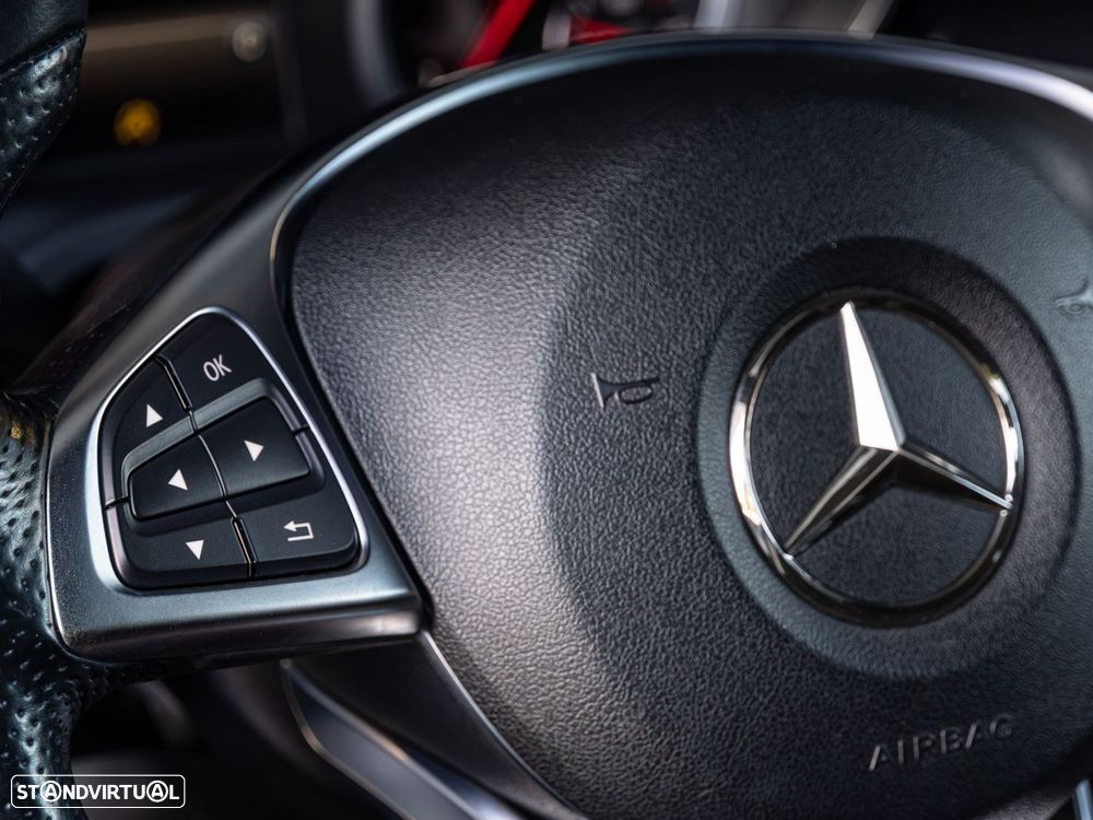 Mercedes-Benz A 180 d AMG Line - 13