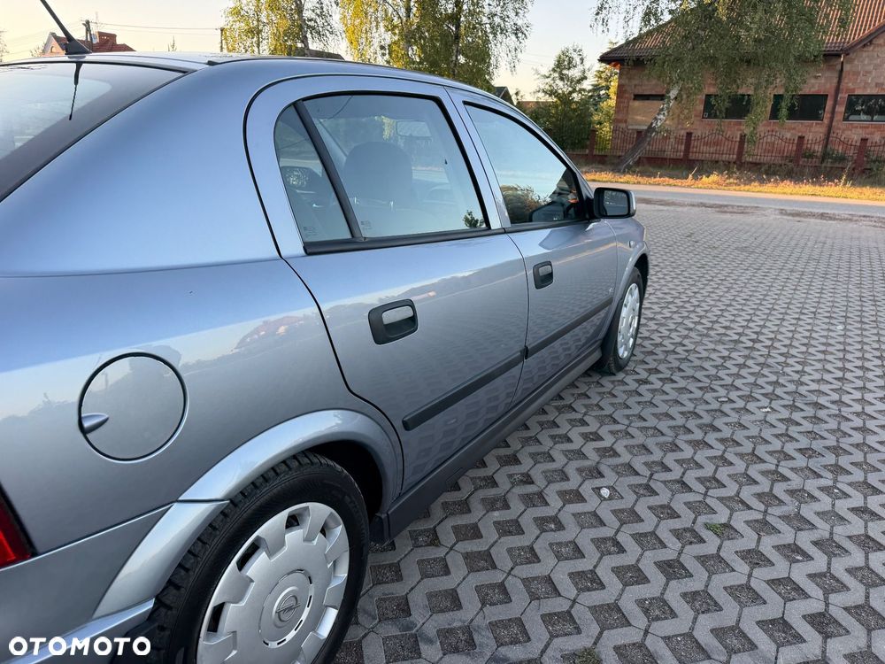Opel Astra 1.4 Enjoy - 27