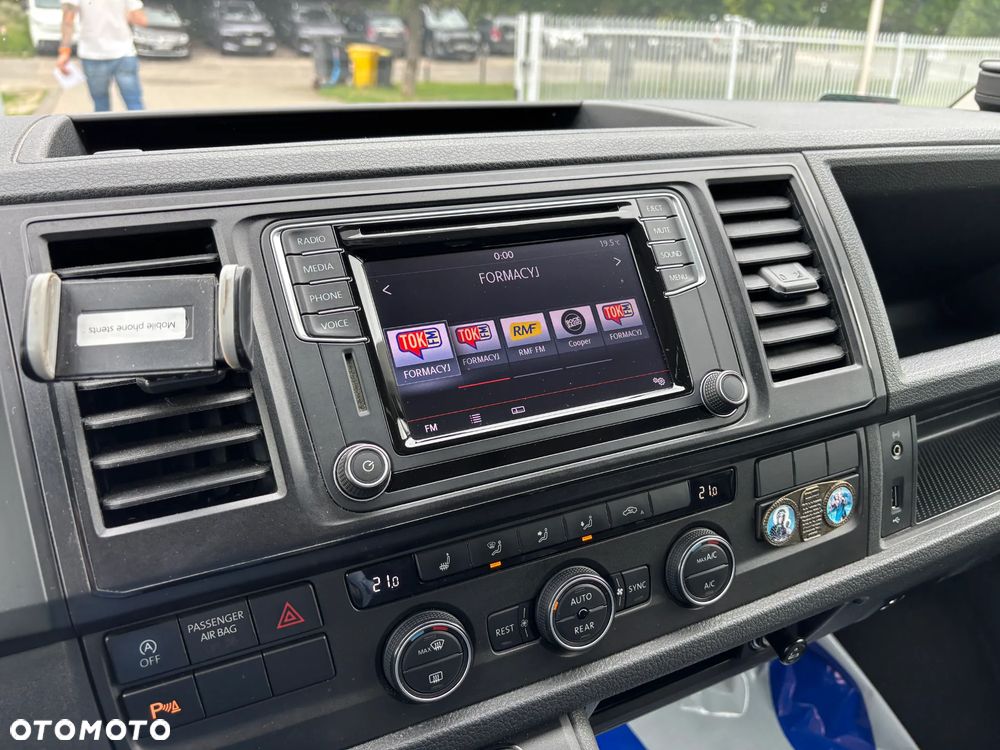 Volkswagen Caravelle 2.0 TDI L1 Comfortline - 28