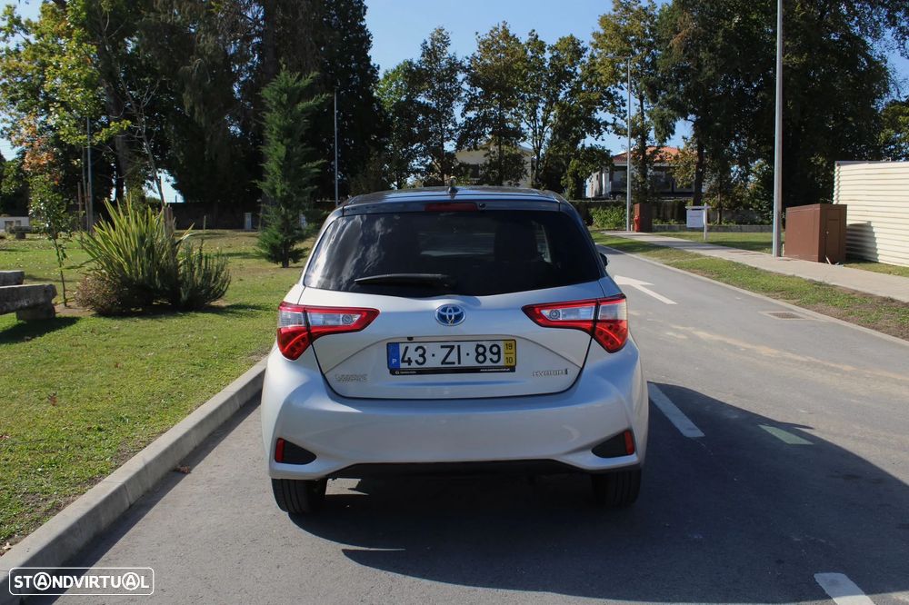 Toyota Yaris 1.5 HSD 20 Anos - 2