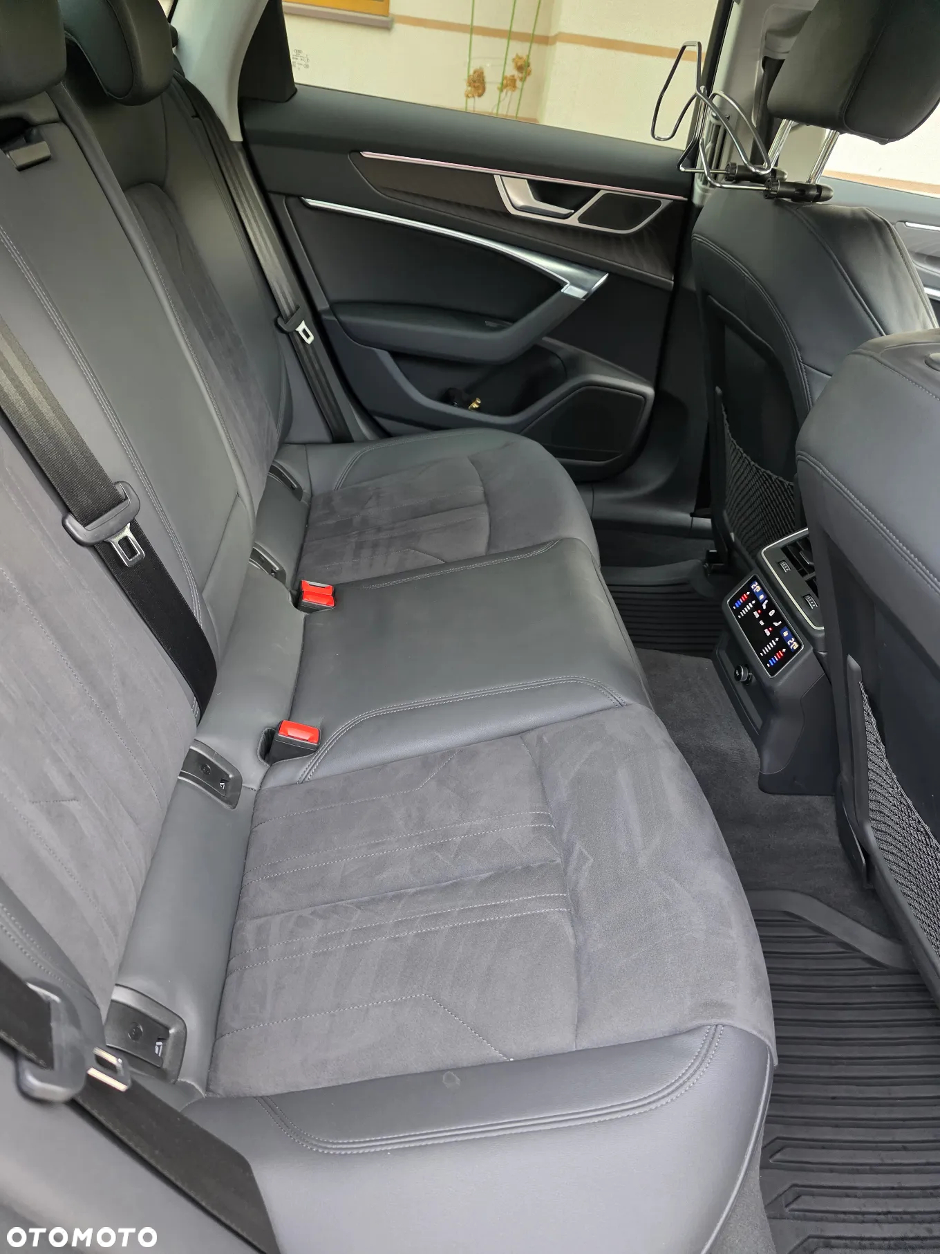 Audi A6 - 8