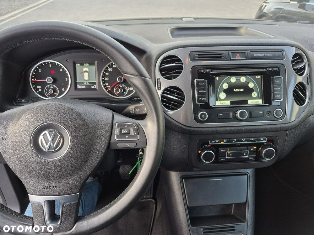 Volkswagen Tiguan - 14