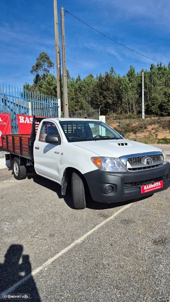 Toyota Hilux - 3