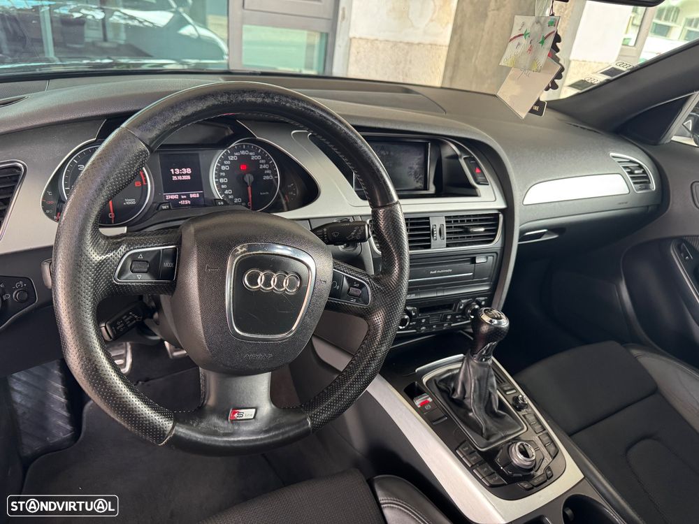 Audi A4 Avant 2.0 TDI DPF S line Sport Pack - 16