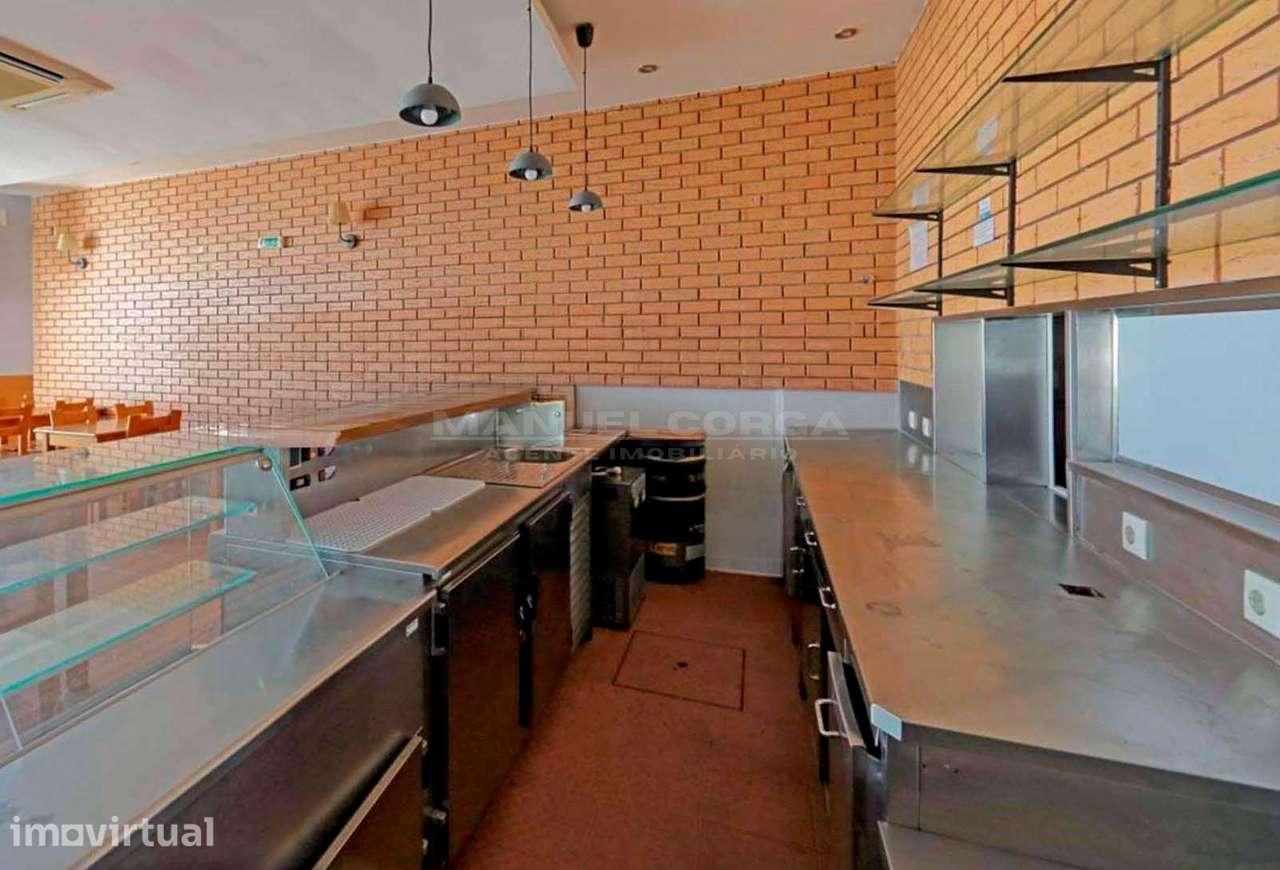 Edifício para Restauração com Terraço - Tituaria, Milharado - Grande imagem: 5/24