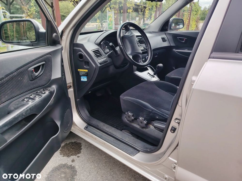 Hyundai Tucson ver-2-0-crdi-elegance-plus - 2