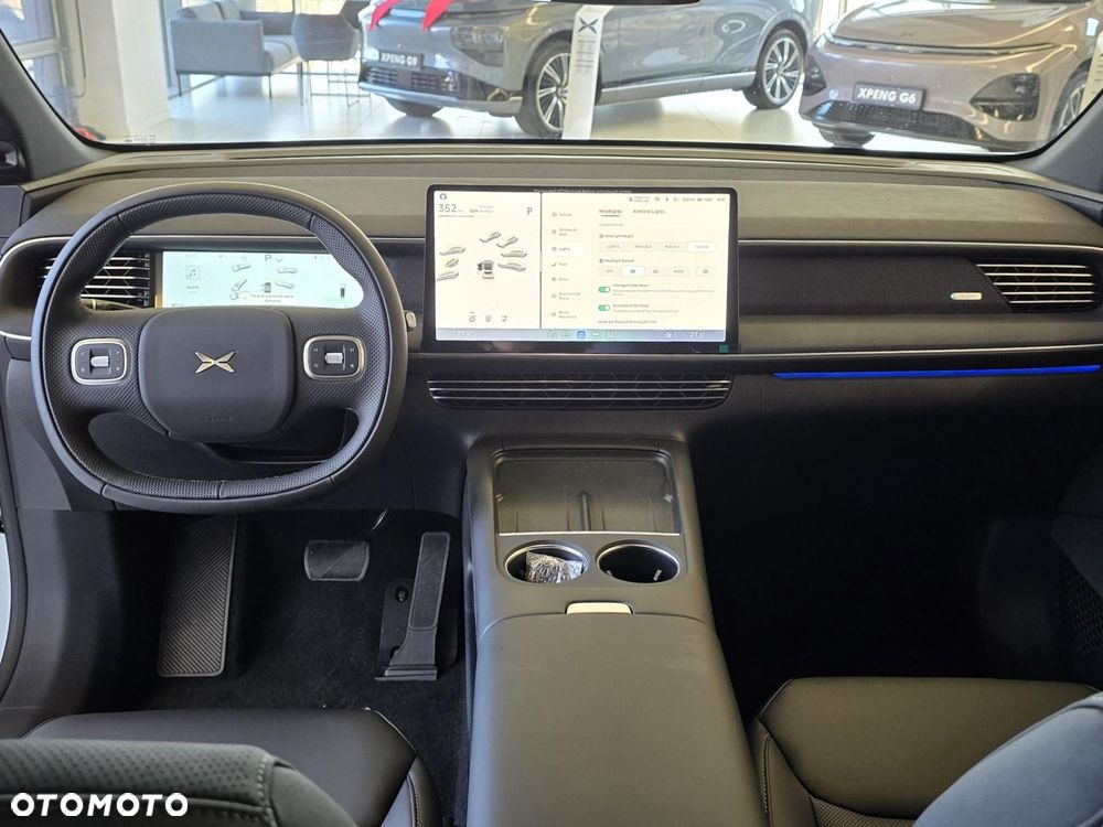 XPeng G6 - 11