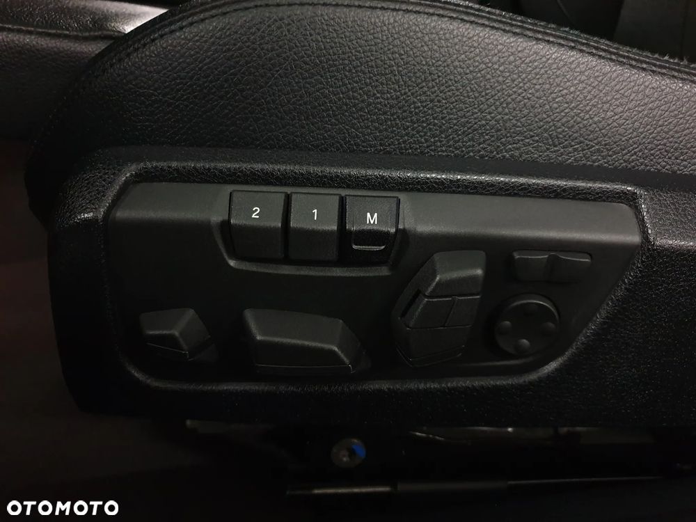 BMW Seria 6 640i xDrive M Sport Edition - 32