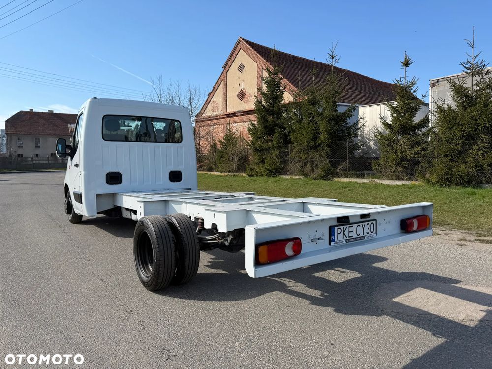 Renault Master * 2.3 / 165KM * Długa rama do zabudowy * Rozstaw osi: 4.3m * - 11