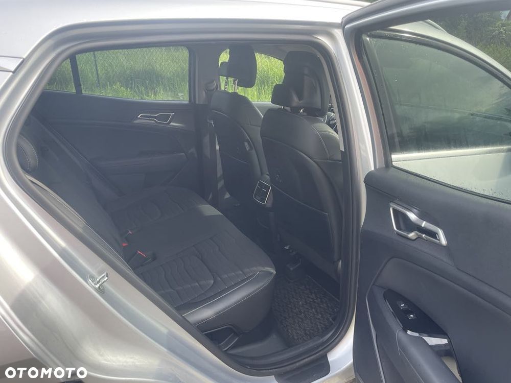 Kia Sportage 1.6 T-GDI MHEV Business Line 2WD DCT - 11