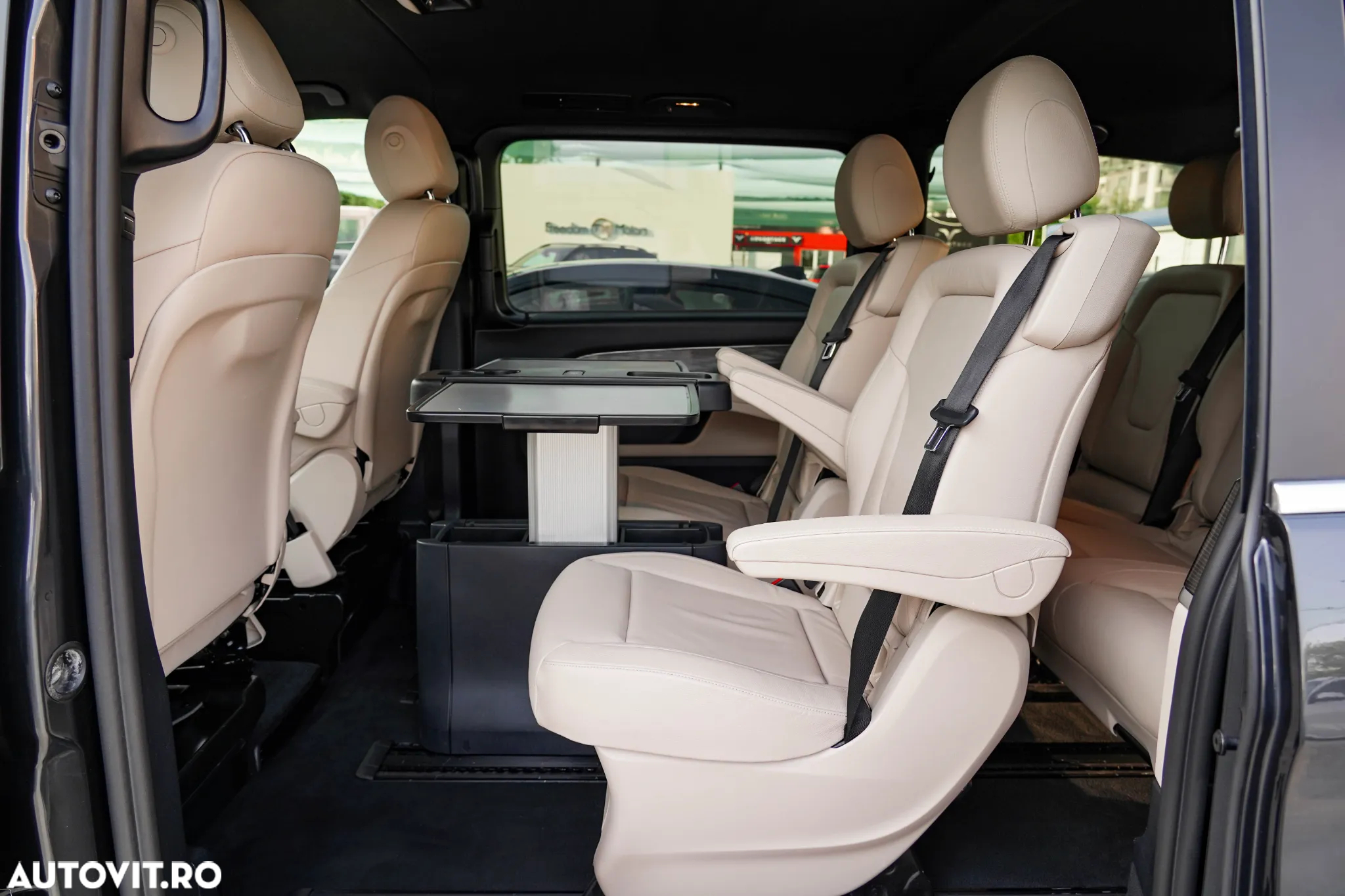 Mercedes-Benz V 250 d extralang 4Matic 9G-TRONIC Avantgarde Edition 2023 - 15