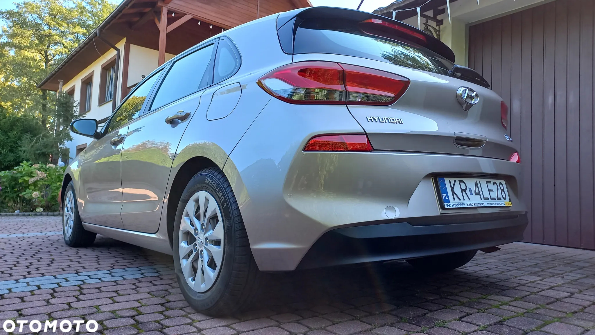 Hyundai i30 1.4 Classic + - 31