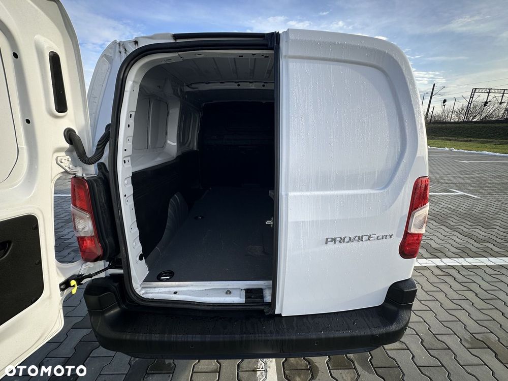Toyota PROACE CITY - 12