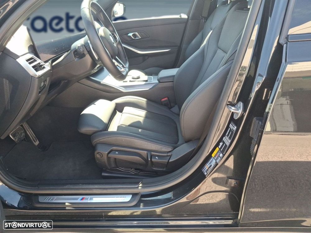 BMW 330 e Pack Desportivo M Auto - 11