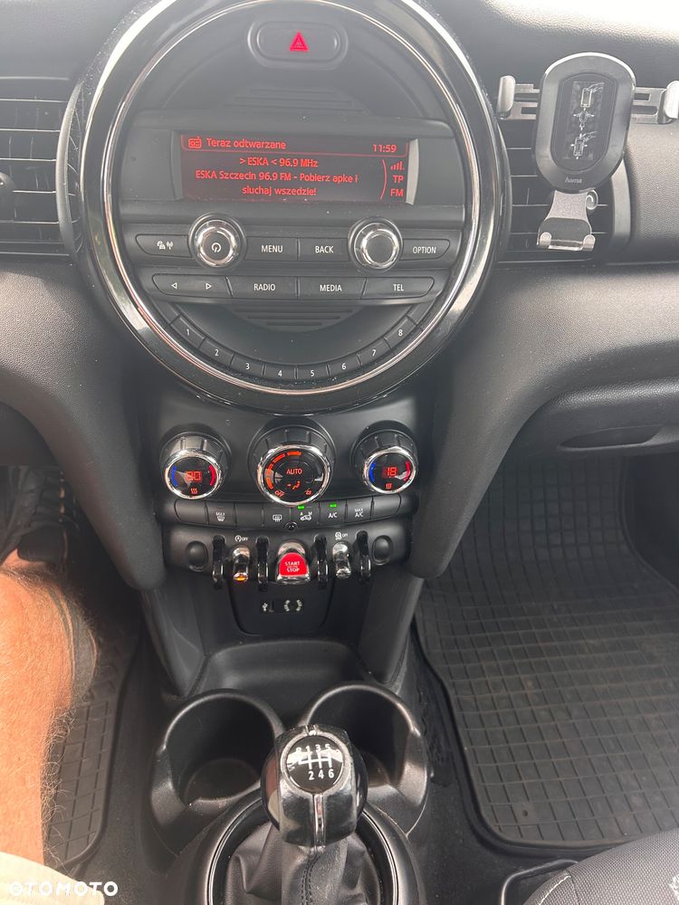 MINI ONE - 18