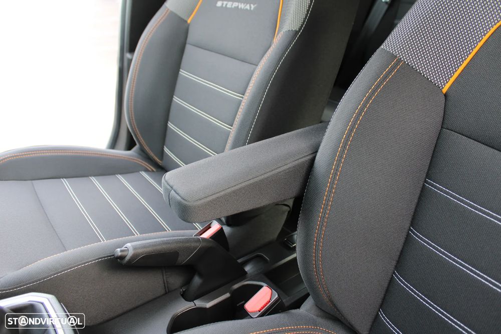 Dacia Sandero 0.9 TCe SL Stepway of Life - 30