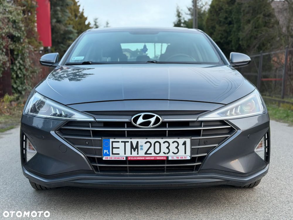 Hyundai Elantra 1.6 Comfort - 2