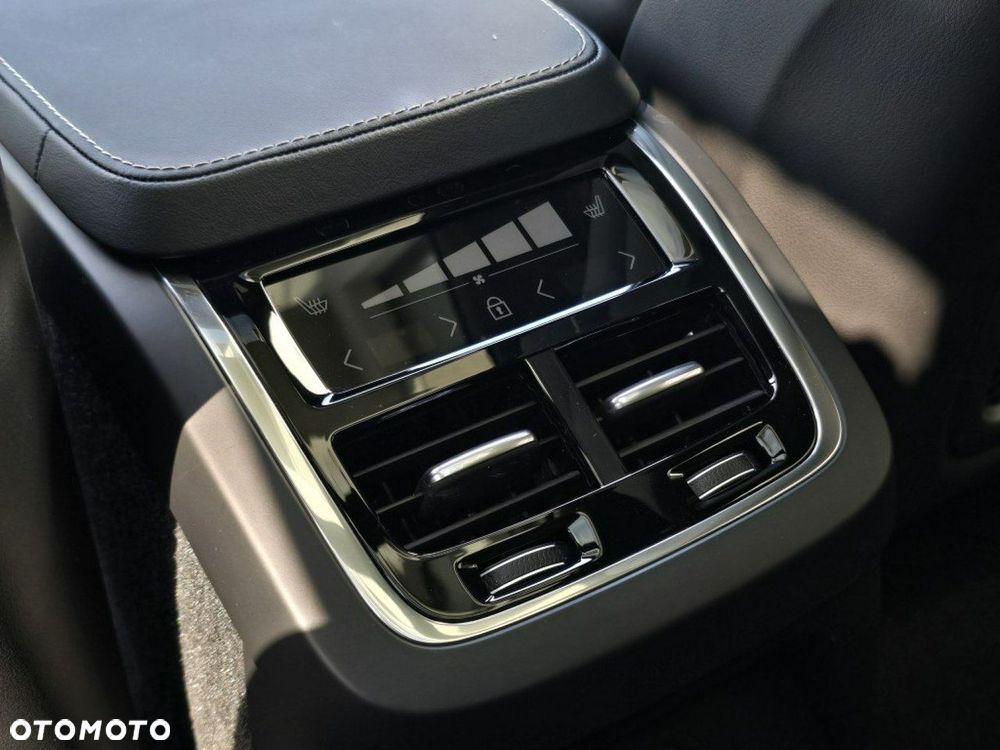 Volvo XC 90 - 12