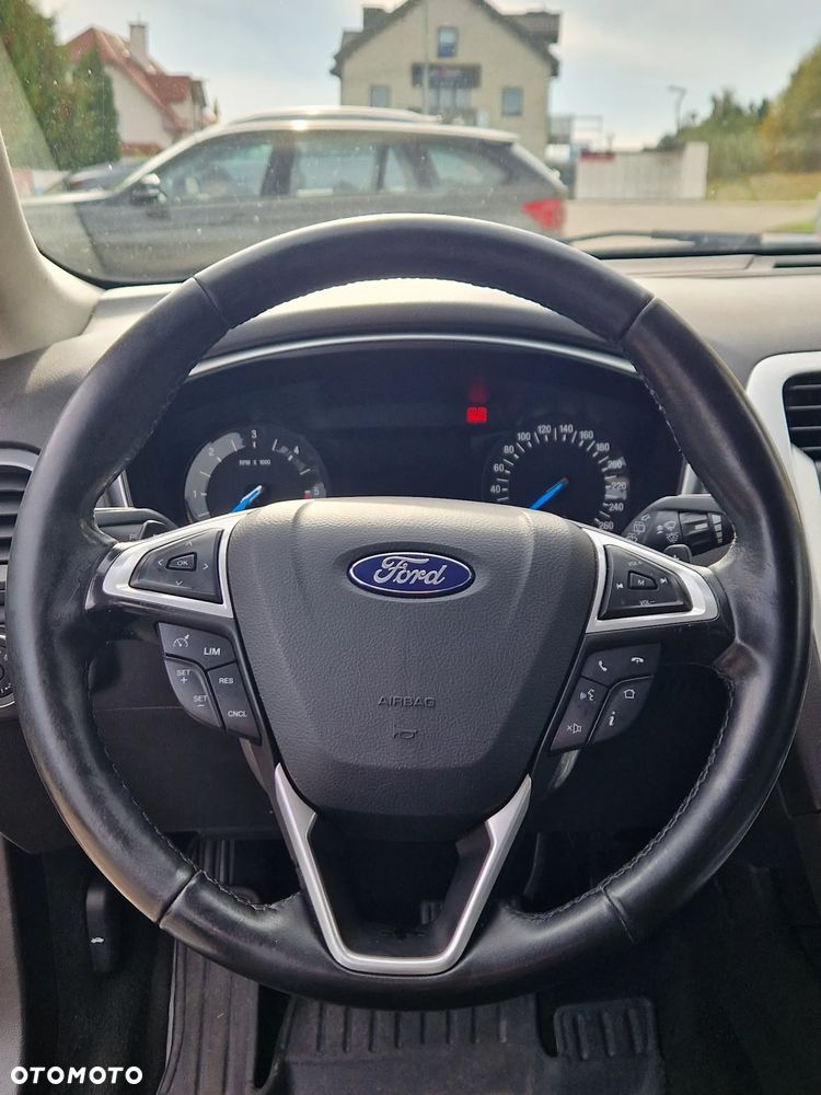 Ford Mondeo 2.0 TDCi Titanium PowerShift - 30