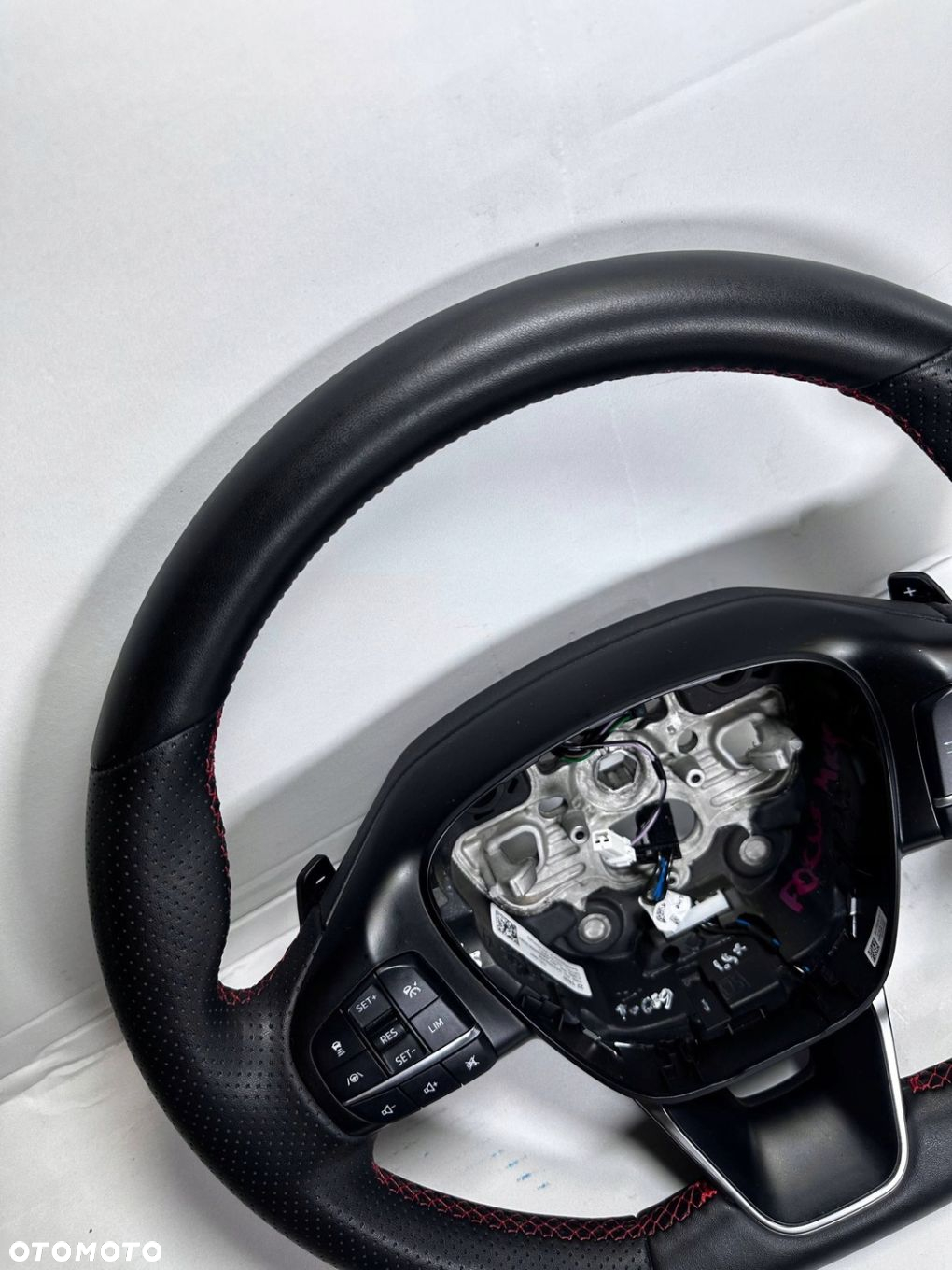 FOCUS MK4 KIEROWNICA SKÓRZANA ST-LINE SZYTA GRZANA IDEALNA - 4