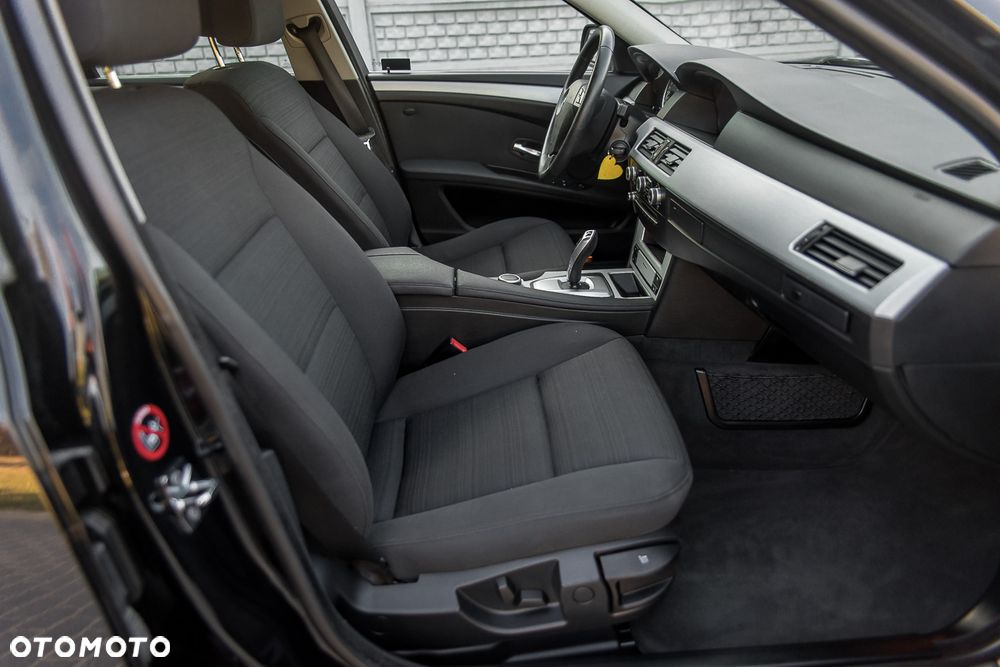 BMW Seria 5 - 34