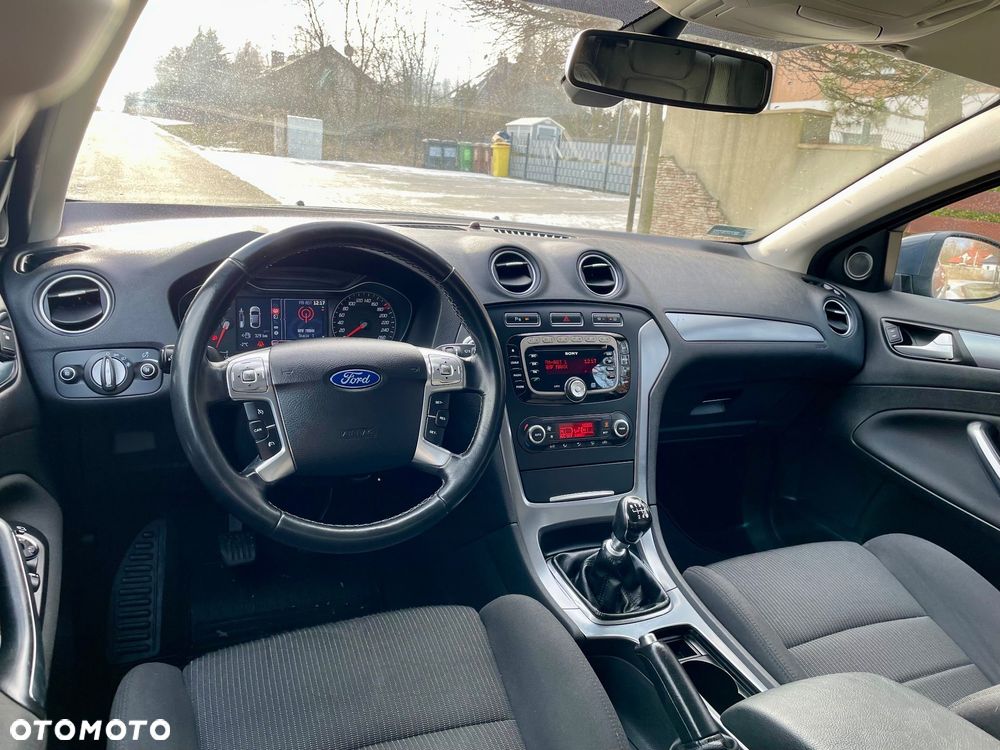 Ford Mondeo 2.0 TDCi Titanium - 13