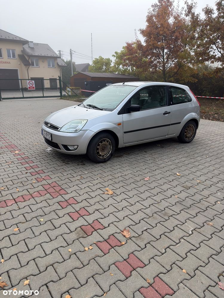 Ford Fiesta - 6